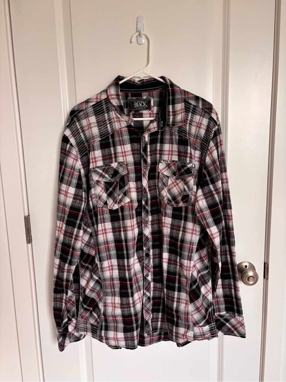 Buckle Black & White Plaid Button-Up Shirt with Red Accents